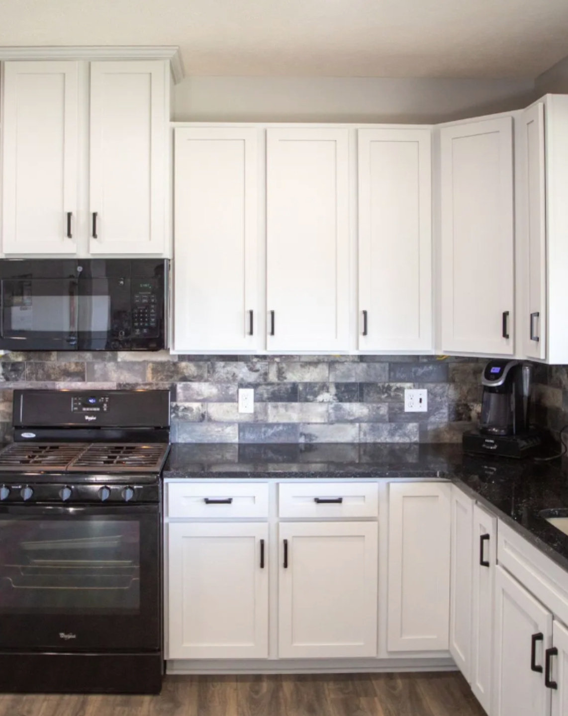 White kitchen cabinets